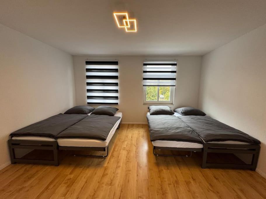 Grosse Wohnung Mit Xxl-Balkon In Schwerin Mitte Bagian luar foto